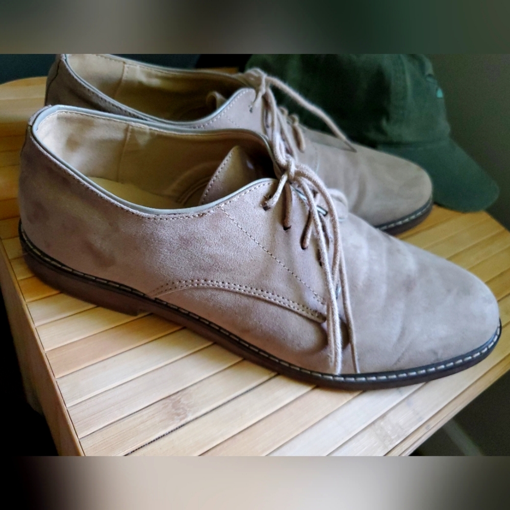 Old Navy dress shoes